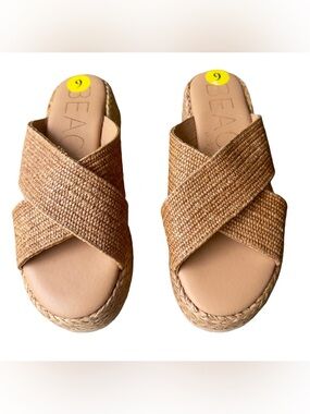Matisse Beach Natural Raffia Women's Tan Woven Slide Sandals